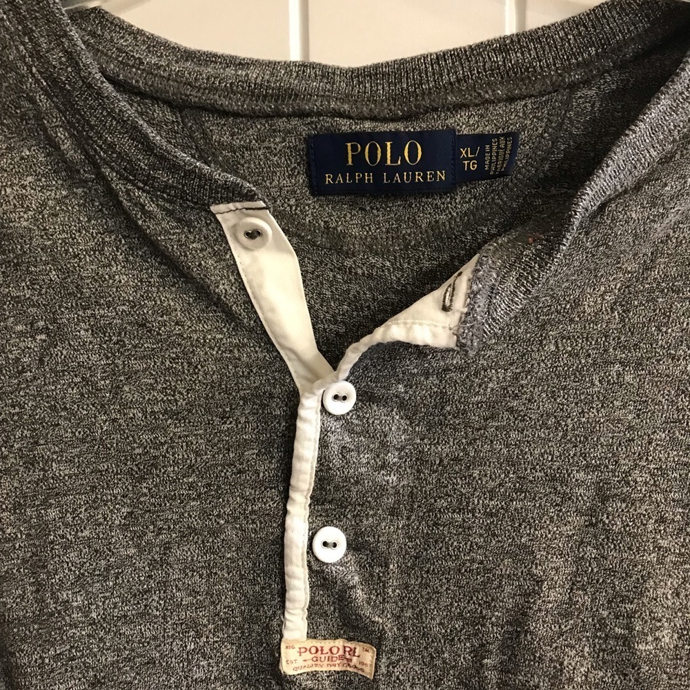 🐎POLO Ralph Lauren Button Tee - Picture 2 of 7